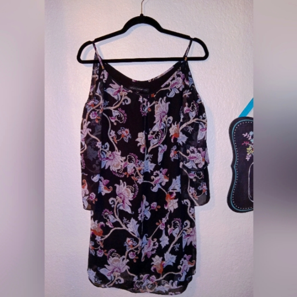 WHBM dress- Size xsmall cold shoulder